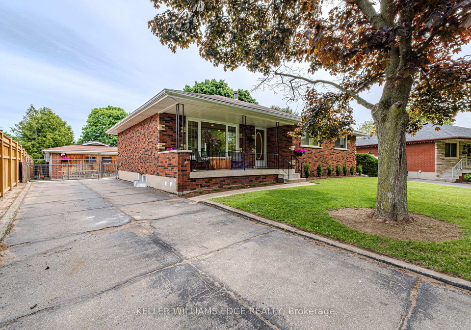 8-robroy-court-brantford-ontario-x12255158