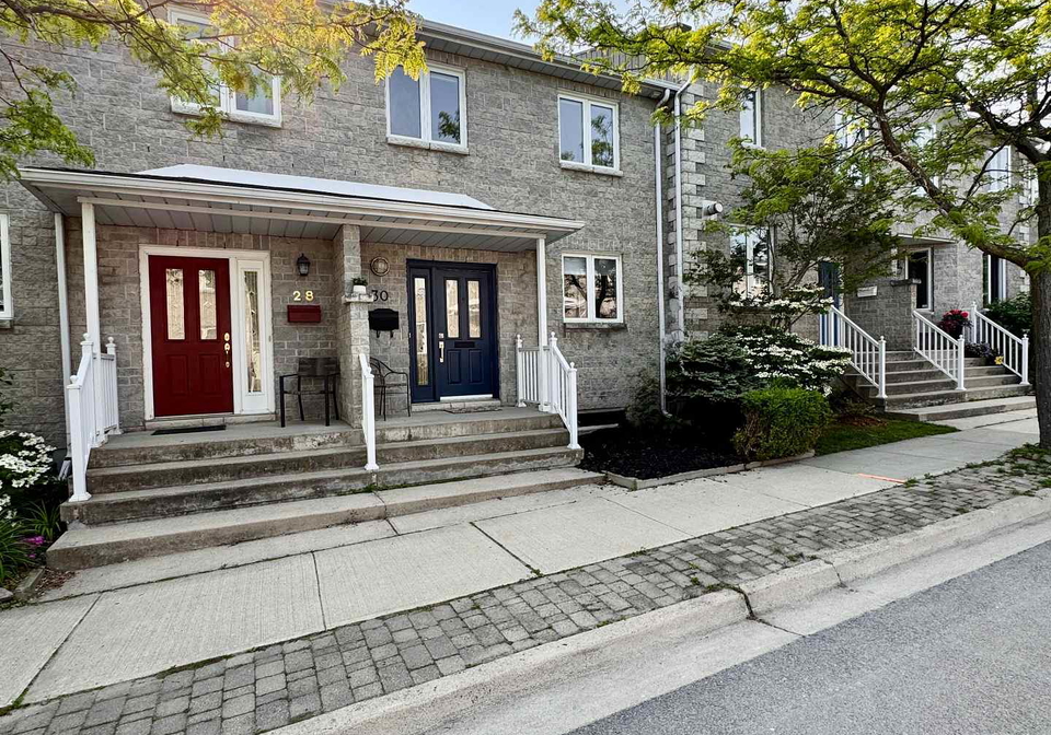 30-yonge-street-kingston-ontario-x12255181