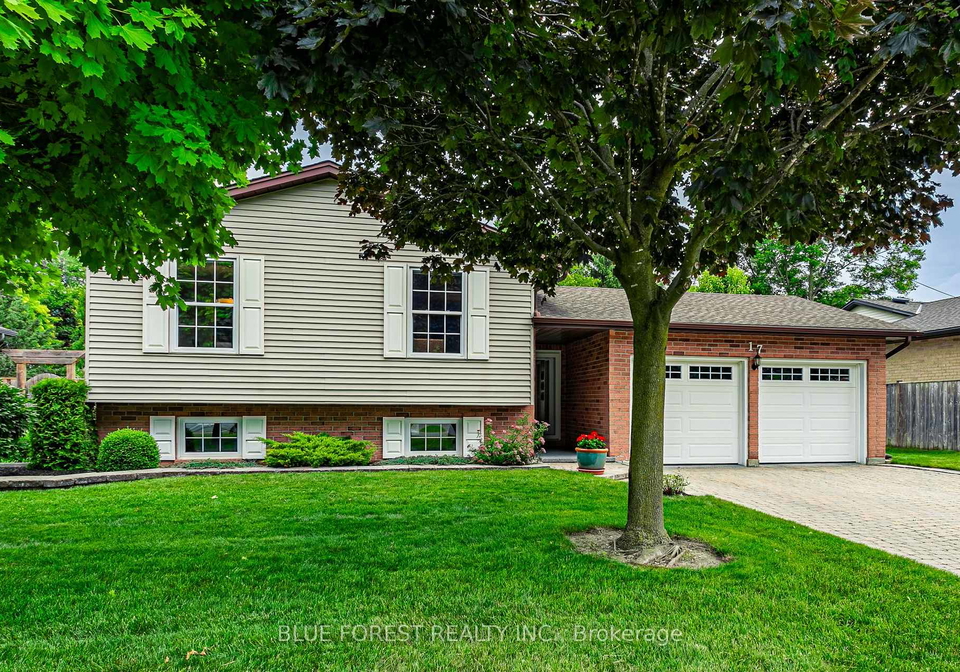17-carleton-court-thames-centre-ontario-x12255226
