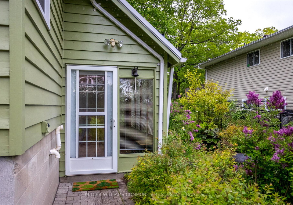 18-thomas-street-marmora-and-lake-ontario-x12255280