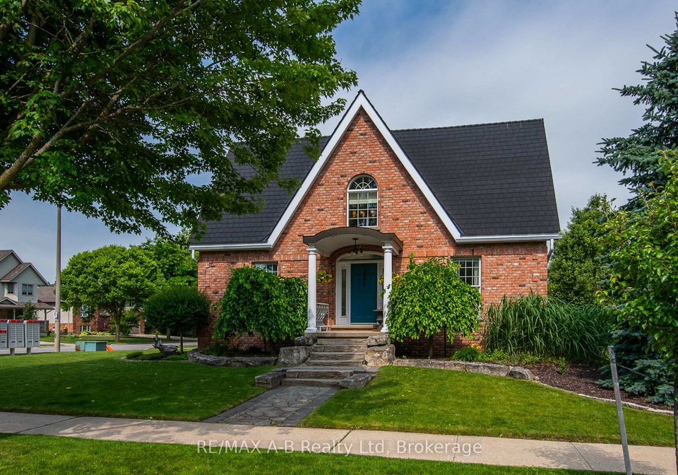 292-woods-street-stratford-ontario-x12255396