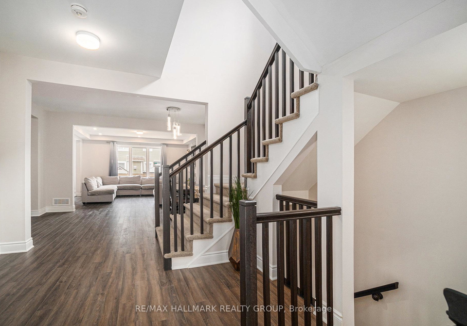 37-mudminnow-crescent-ottawa-ontario-x12255399