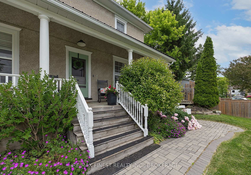 386-queen-street-loyalist-ontario-x12255503