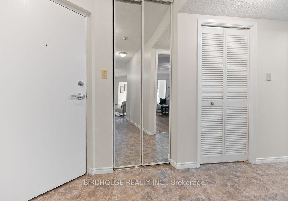 2-heritage-way-kawartha-lakes-ontario-x12255810