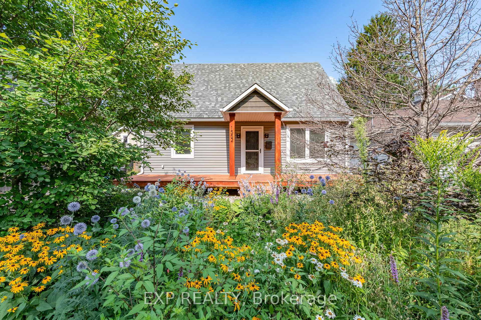 1552-caledon-street-ottawa-ontario-x12255834