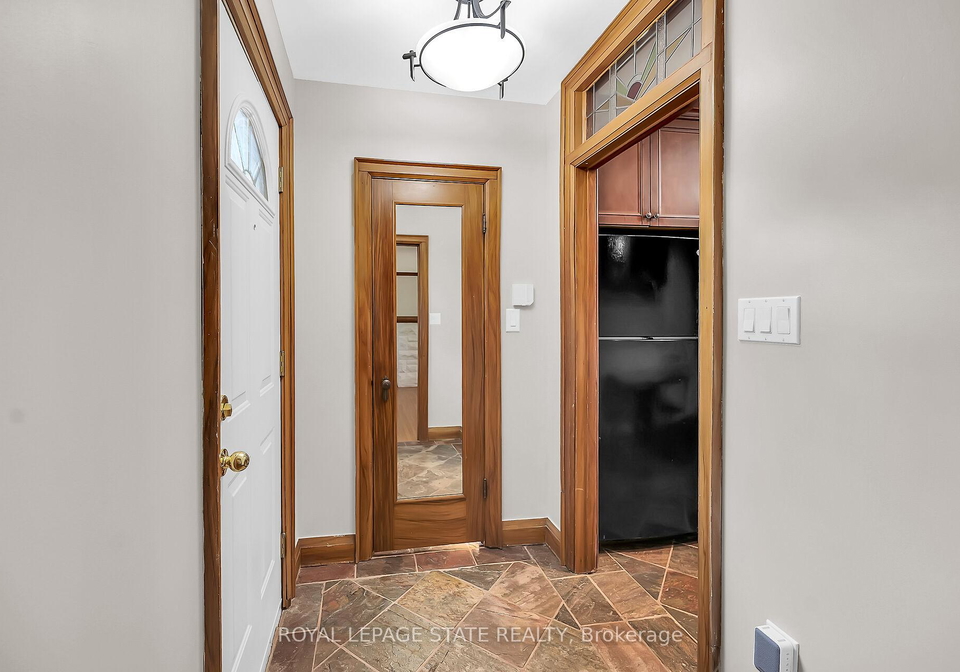 57-bond-street-n-hamilton-ontario-x12255990