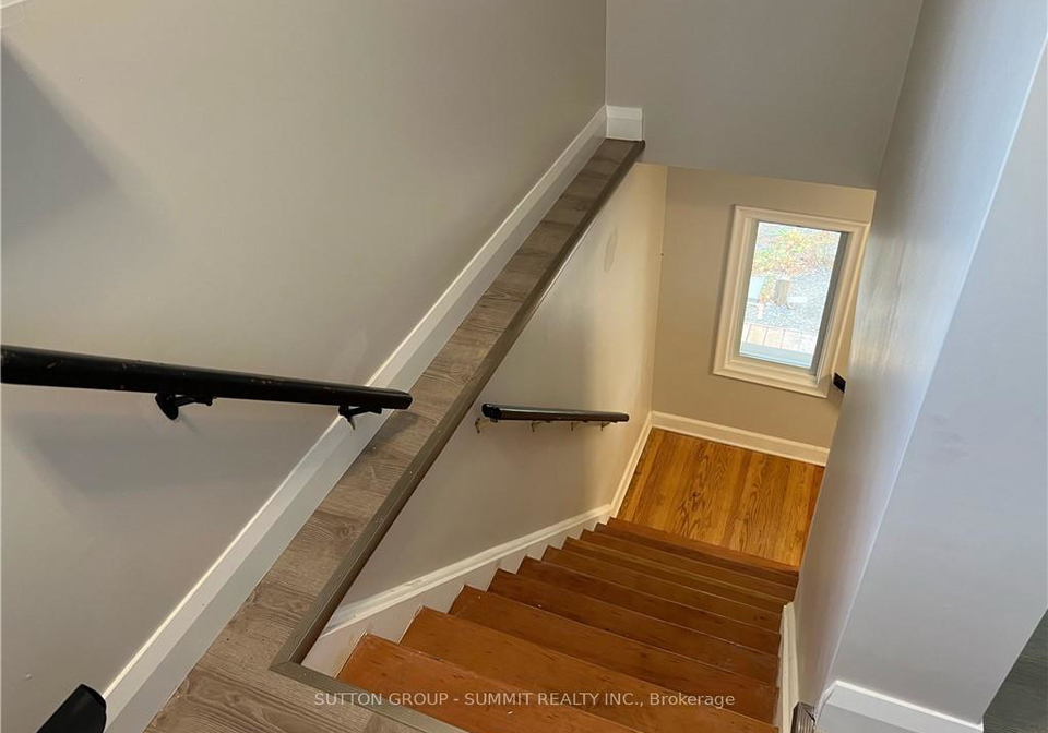14-bishopsgate-avenue-hamilton-ontario-x12256213
