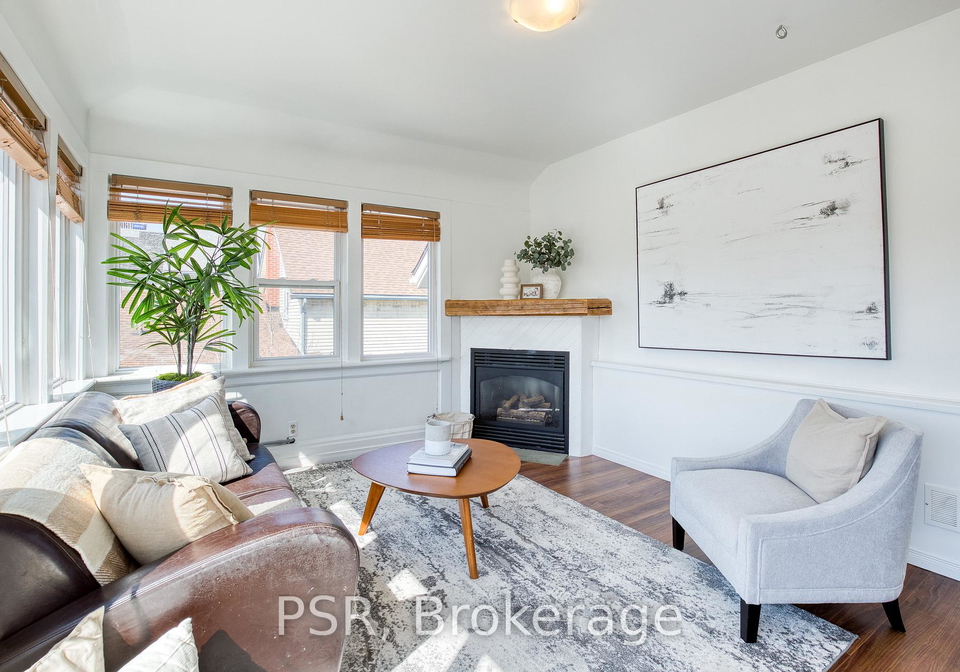 51-dupont-street-e-waterloo-ontario-x12256567