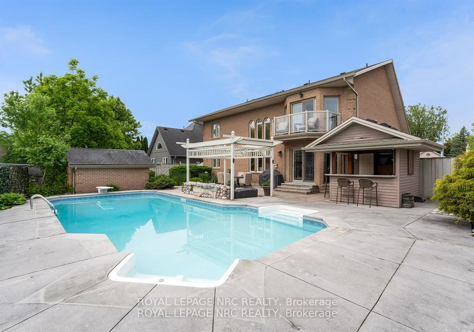 11-stefanie-crescent-welland-ontario-x12256570
