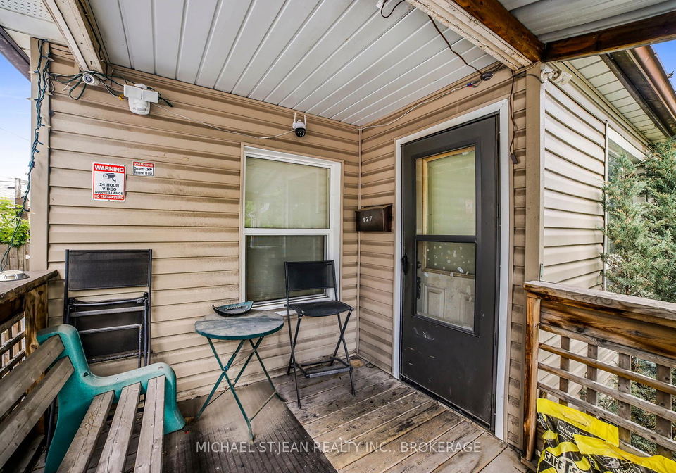 127-province-street-n-hamilton-ontario-x12256581