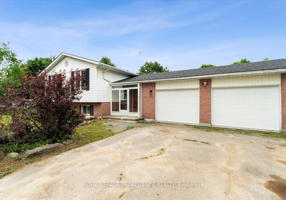 113-johnston-road-tweed-ontario-x12256744