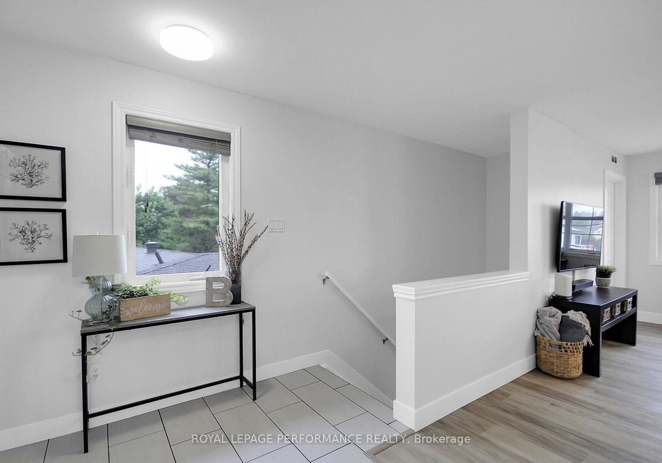 245-equinox-drive-russell-ontario-x12256990