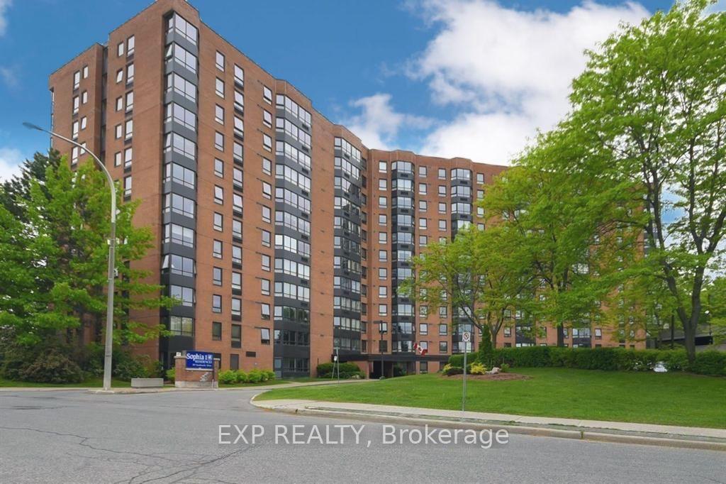 80-sandcastle-drive-ottawa-ontario-x12256997