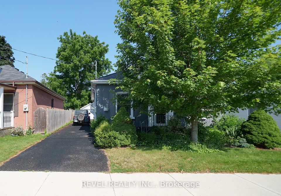 102-sydenham-street-brantford-ontario-x12257143