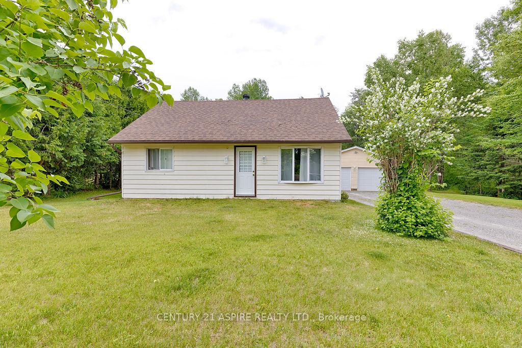 118-hunts-road-laurentian-hills-ontario-x12257147