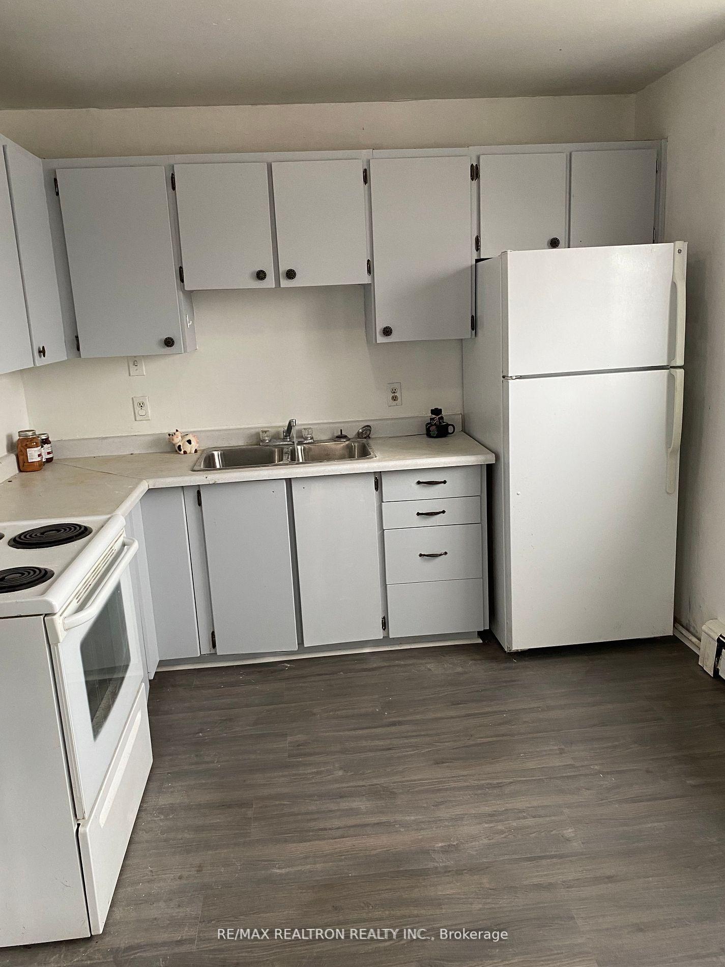65-glenelg-street-w-kawartha-lakes-ontario-x12257263