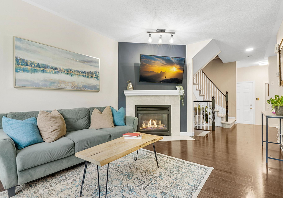 82-blackdome-crescent-kanata-ontario-x12257384