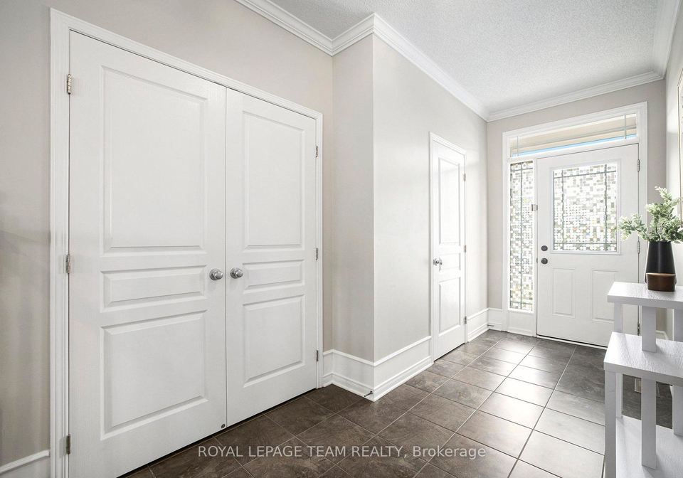 1517-carronbridge-circle-kanata-ontario-x12257631