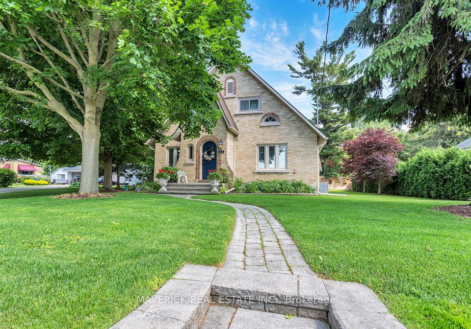 32-noxon-street-ingersoll-ontario-x12257787