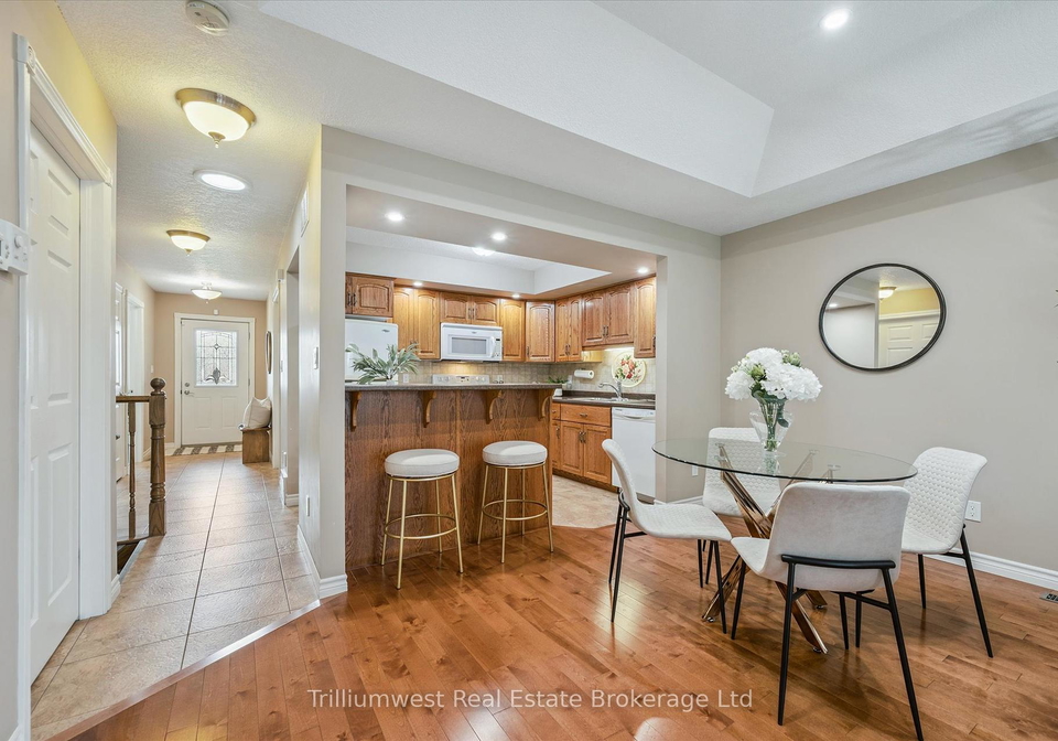 410-catherine-street-north-huron-ontario-x12257799