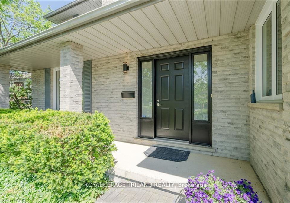 1047-griffith-street-london-south-ontario-x12257822
