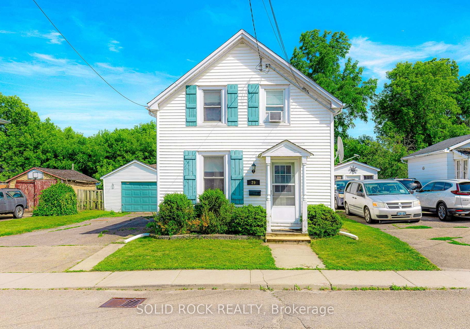 29-edgewood-avenue-brockville-ontario-x12258035