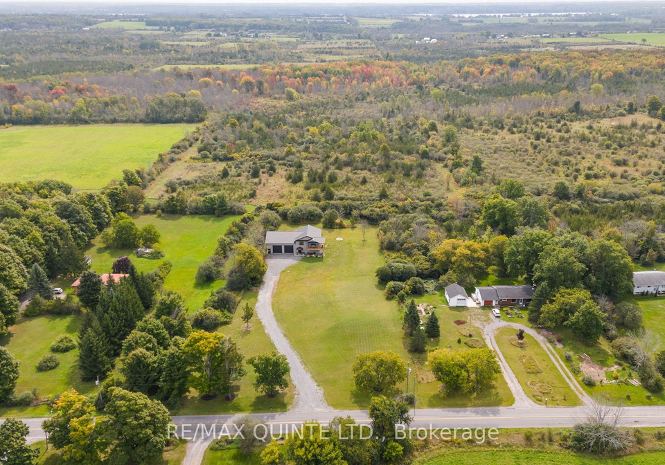 1467-county-road-19-prince-edward-county-ontario-x12258487