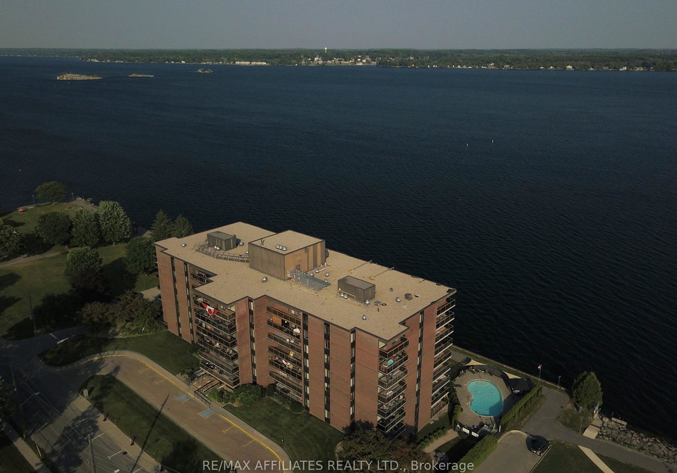 55-water-street-e-brockville-ontario-x12258773