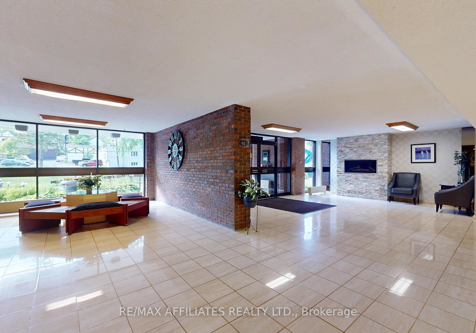 55-water-street-e-brockville-ontario-x12258773