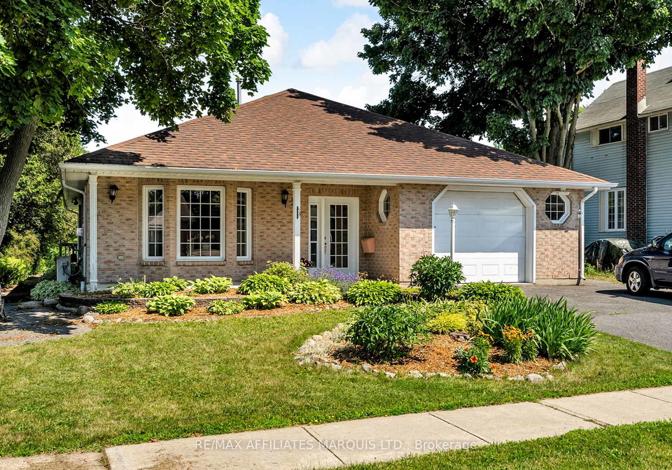 24-saunders-avenue-south-stormont-ontario-x12258865