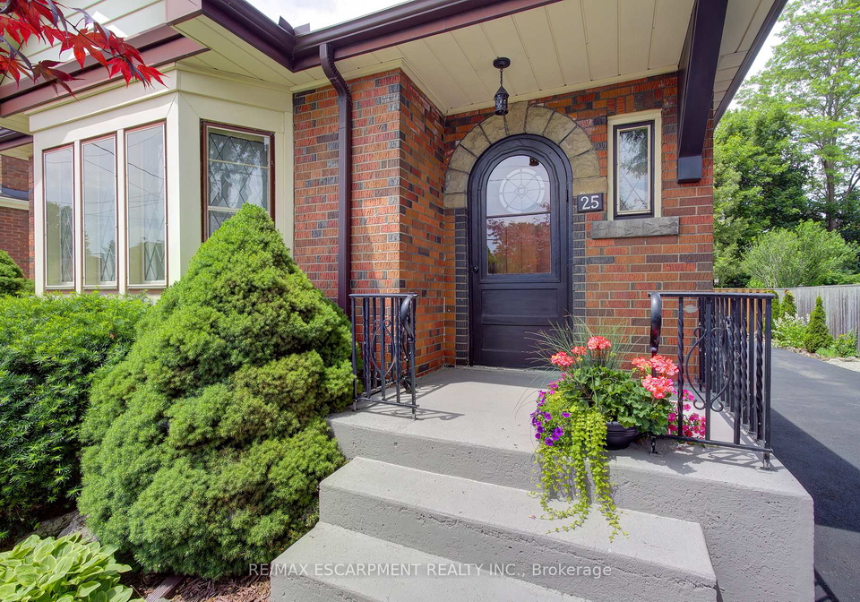 25-baldwin-avenue-brantford-ontario-x12258870
