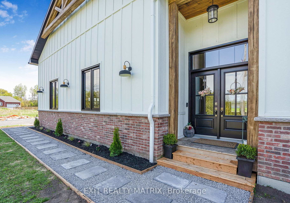 2725-mclean-court-north-stormont-ontario-x12258919