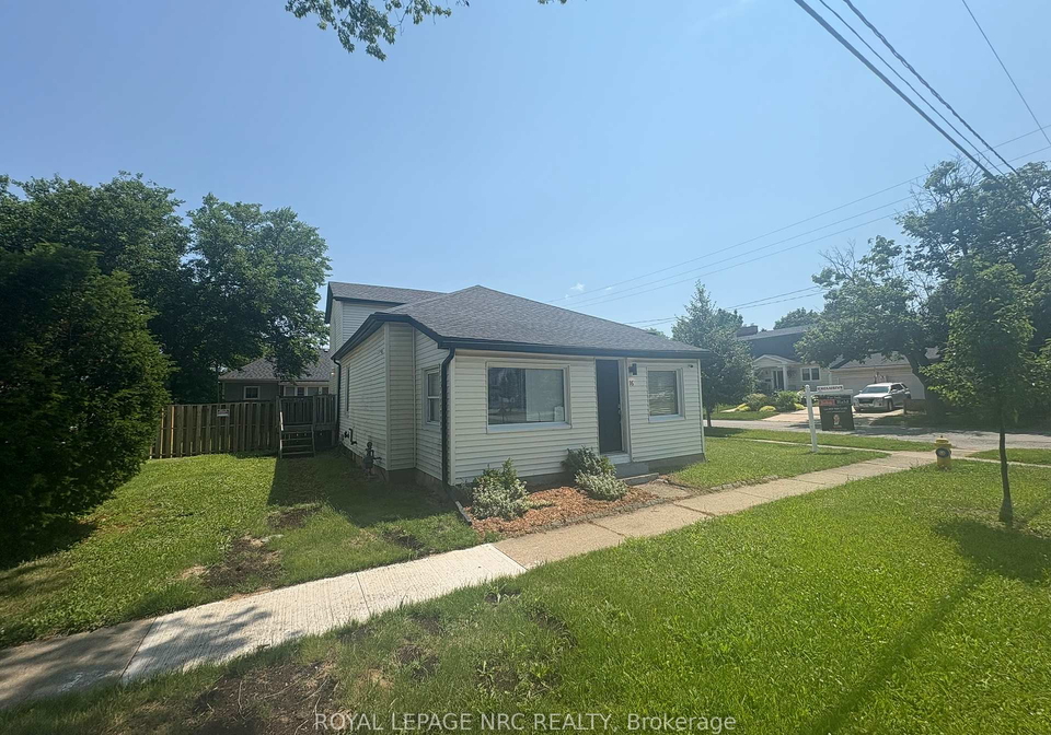 16-dexter-street-st-catharines-ontario-x12258929