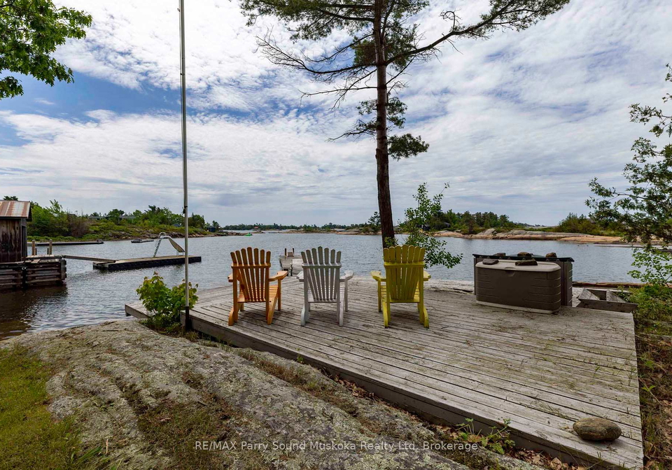 3-forsyths-road-carling-ontario-x12259043