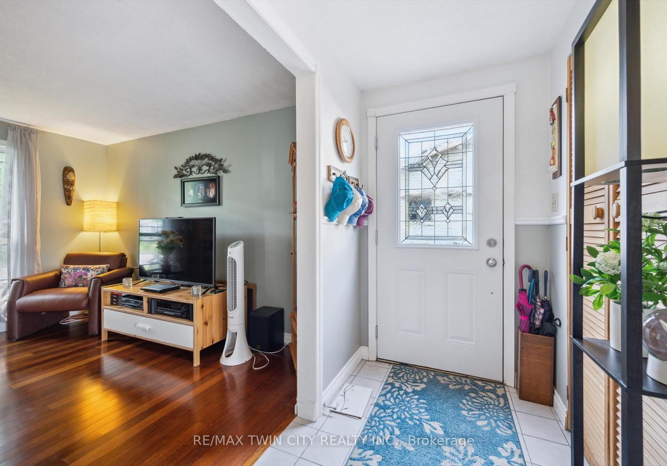 148-northlake-drive-waterloo-ontario-x12259046