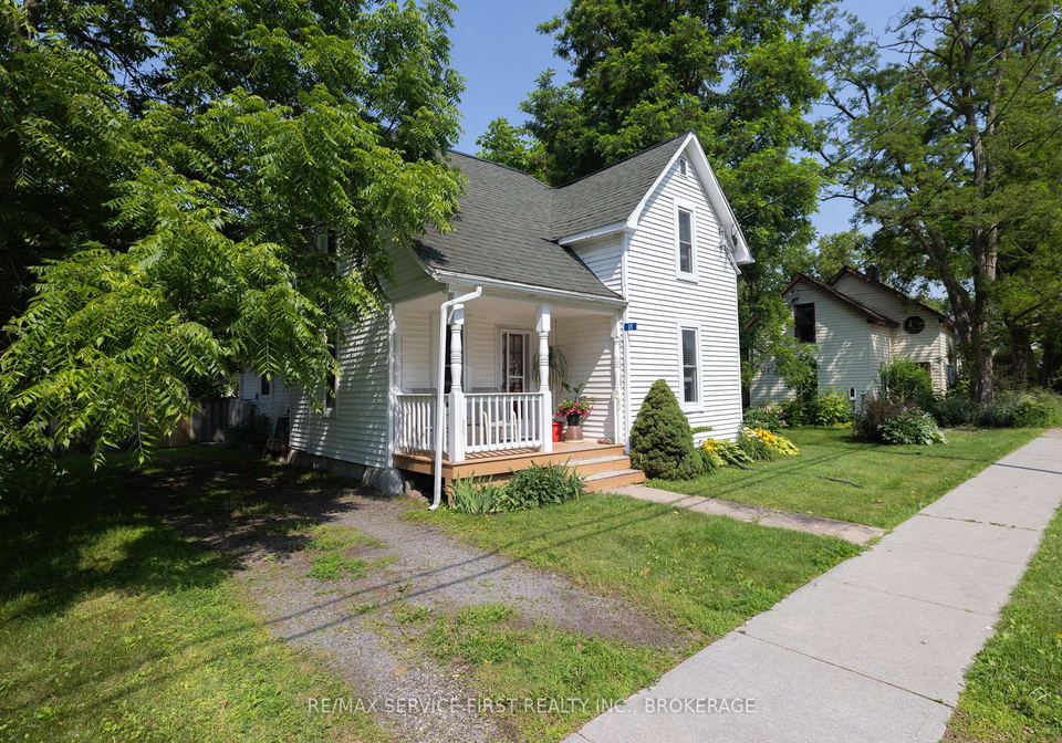 18-garden-street-lansdowne-village-ontario-x12259082