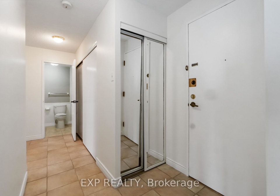 1505-baseline-road-ottawa-ontario-x12259156