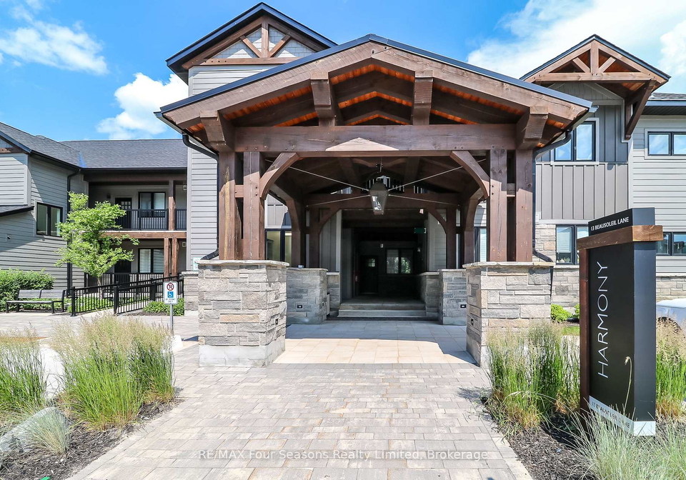13-beausoleil-lane-blue-mountains-ontario-x12259299