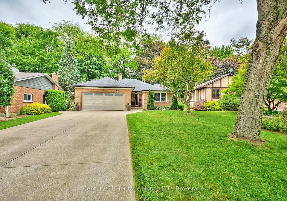 12-deerpark-crescent-pelham-ontario-x12259507