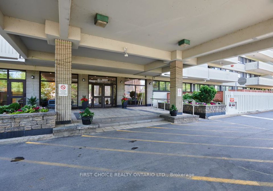 40-landry-street-ottawa-ontario-x12259509