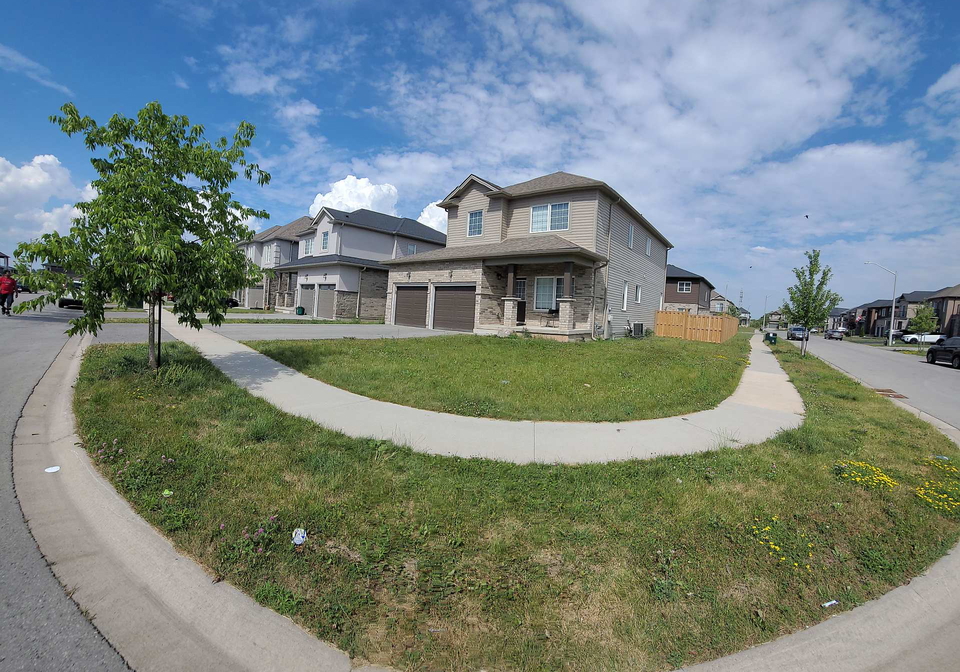 75-bethune-avenue-welland-ontario-x12259562
