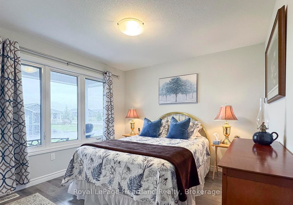 13-lakebreeze-drive-ashfield-colborne-wawanosh-ontario-x12259568