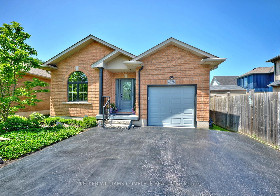 4528-frances-crescent-lincoln-ontario-x12259592