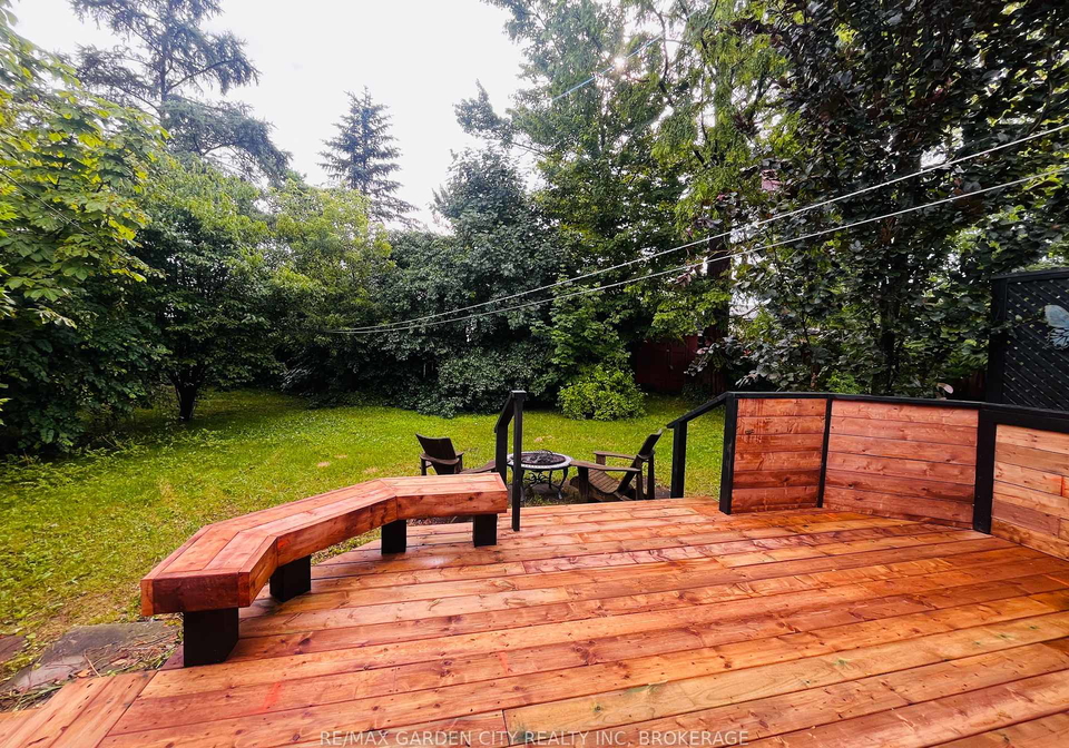 8390-breadner-crescent-niagara-falls-ontario-x12259612