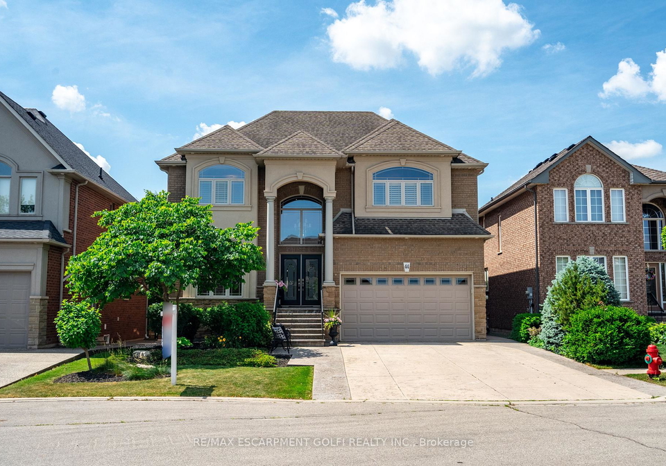 44-parkmanor-drive-hamilton-ontario-x12259657