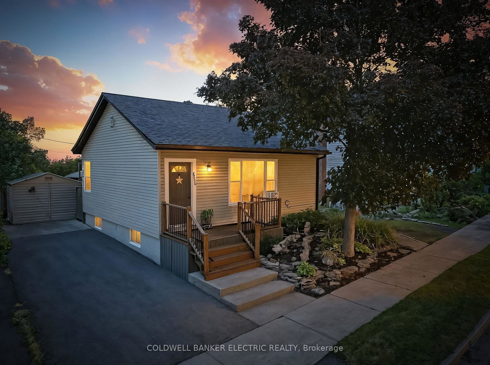 635-park-street-n-peterborough-north-ontario-x12259701