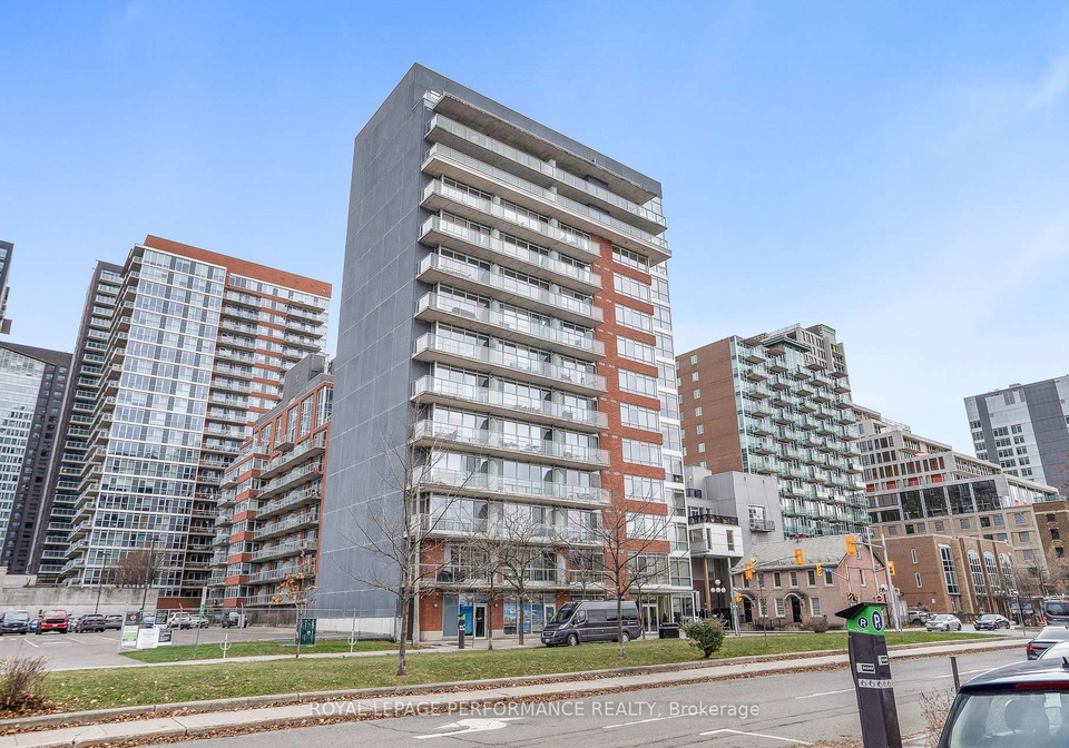 180-york-street-ottawa-ontario-x12259886