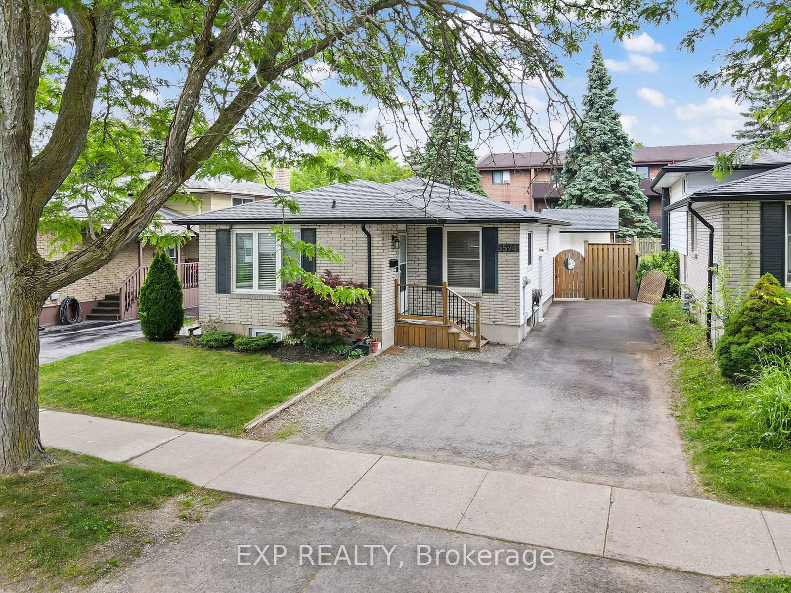 5574-churchs-lane-niagara-falls-ontario-x12259941