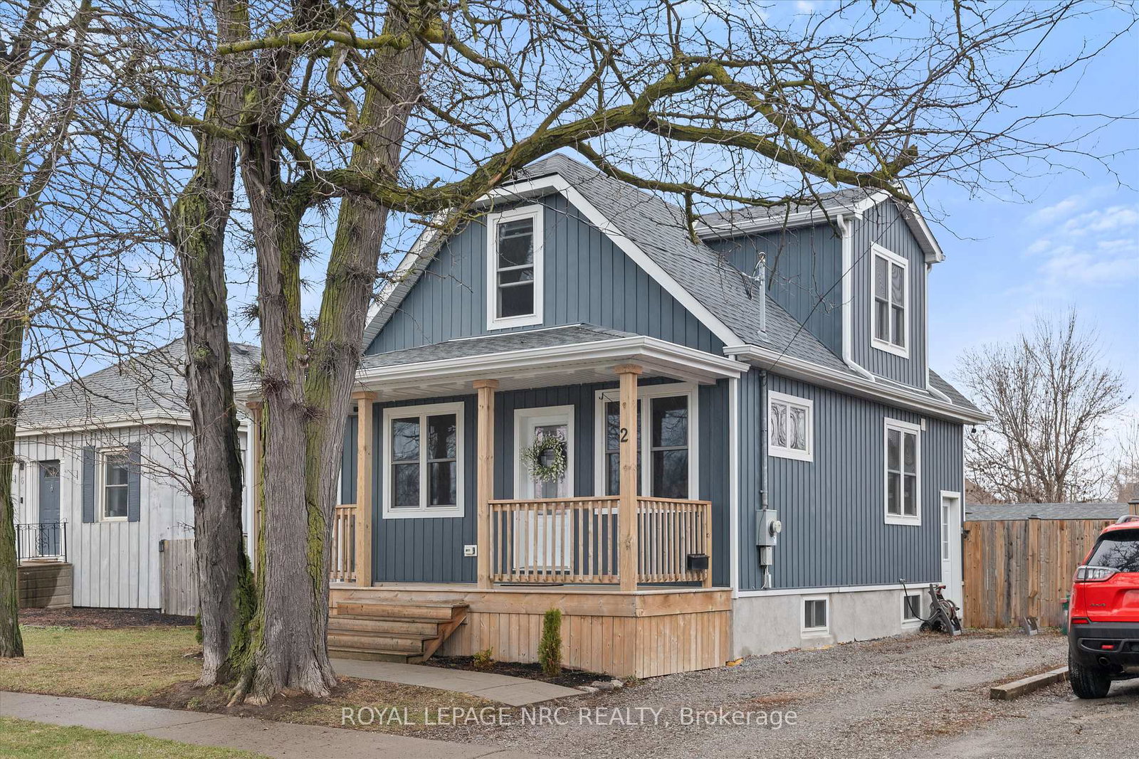 2-currie-street-st-catharines-ontario-x12260001