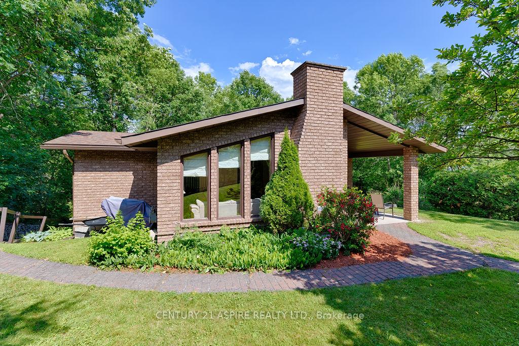 551-whispering-pines-crescent-laurentian-valley-ontario-x12260003
